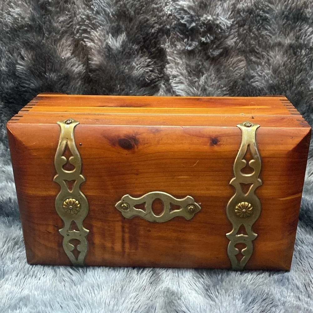 Vintage Wooden Jewelry Box with Brass Accents - Picture 10 of 16